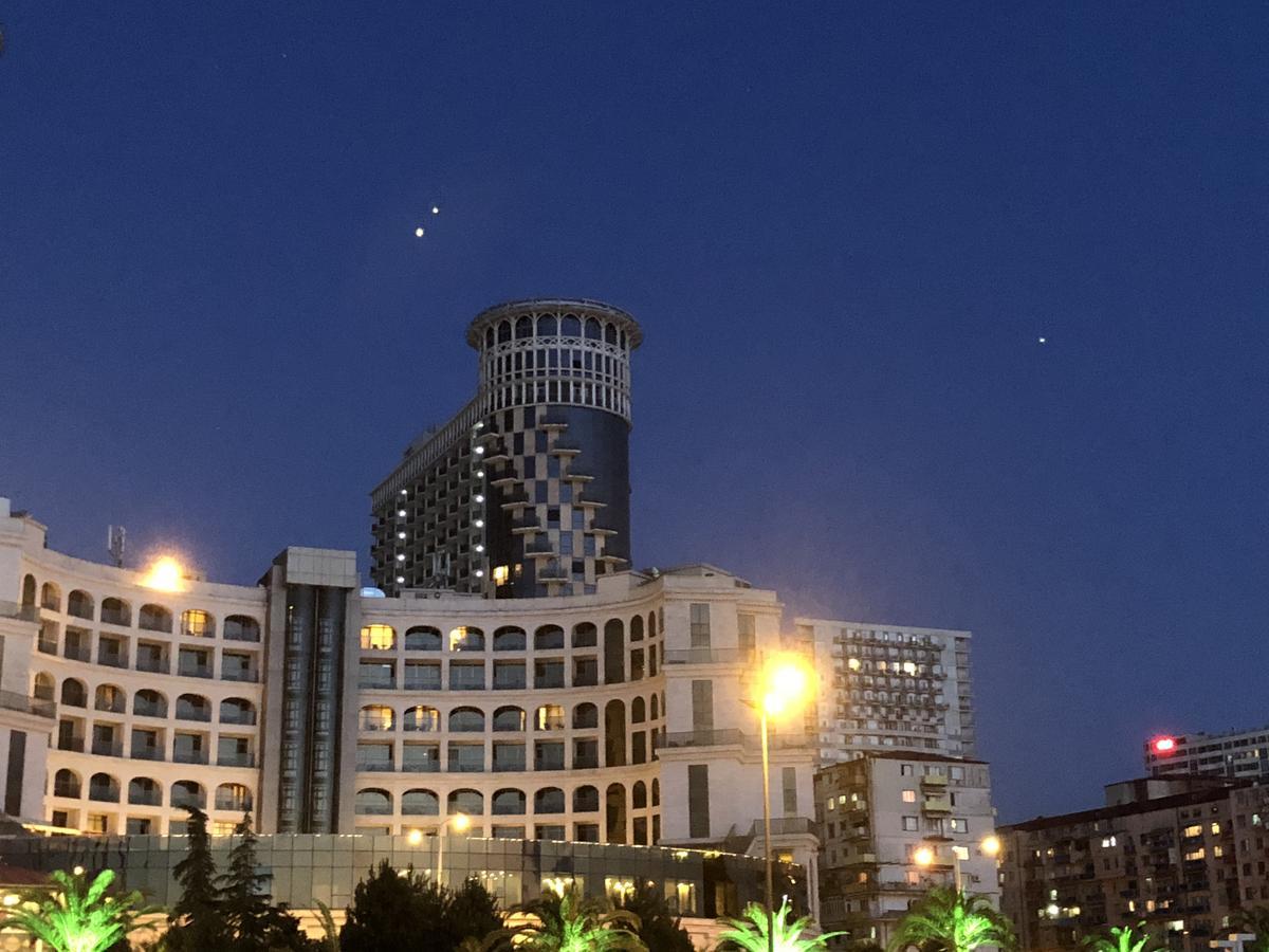 Апартаменты Orbi Sea Towers Батуми Экстерьер фото